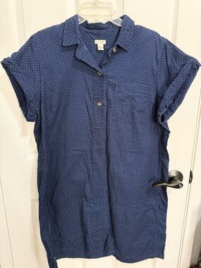 J. Crew Poka Dot Blue
Short Sleeve Corduroy Button
Shirt Dress Sz. XL
